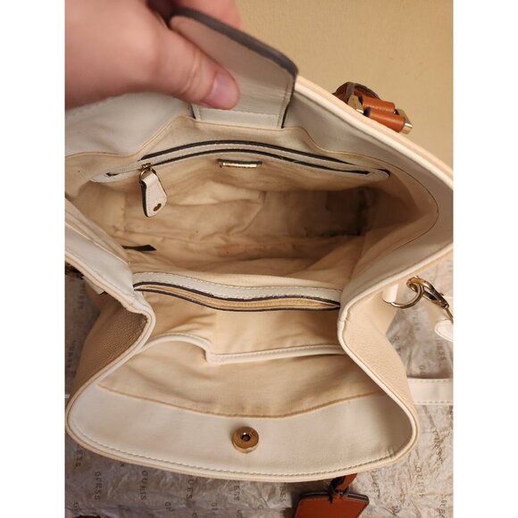 Guess Cream & White Ladies Tote Purse - Picture 4 of 6